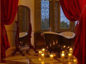 Castles-in-ireland-to-Stay-In-Adare-Manor-Dunraven-Stateroom-Bathroom