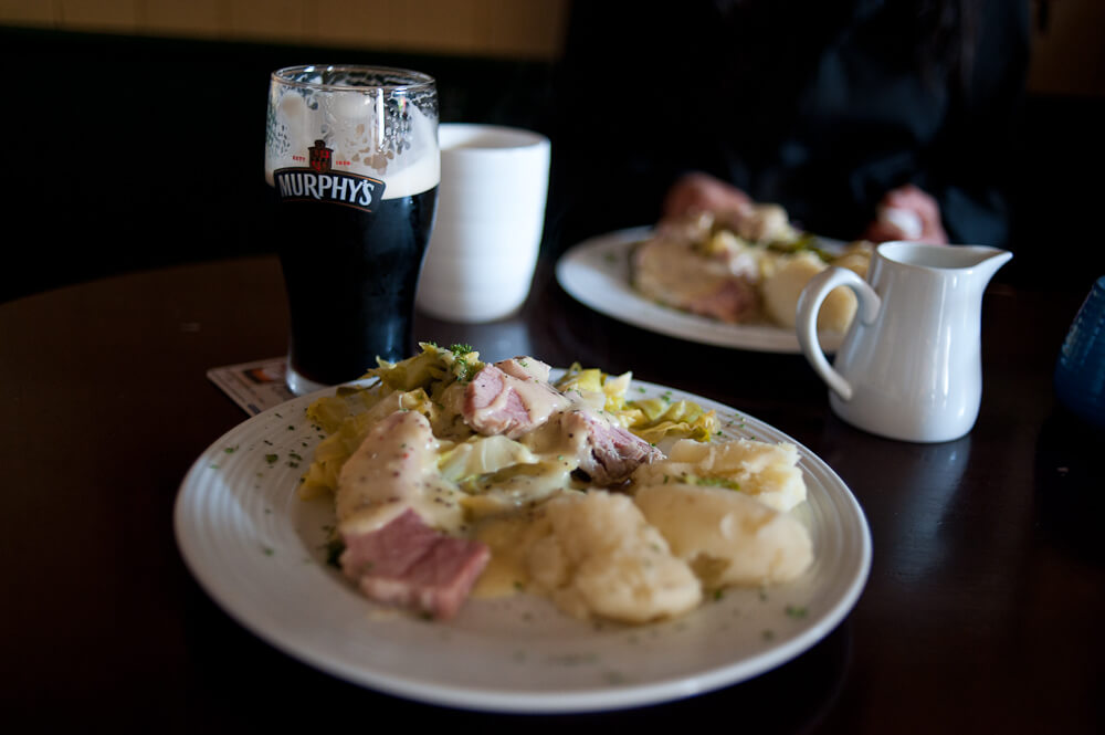 st patrick's day in ireland traditions 